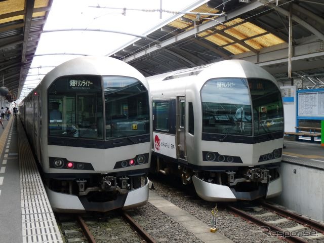 瀬戸大橋線の快速「マリンライナー」。多度津駅と多度津工場を結ぶシャトル列車で使用される。