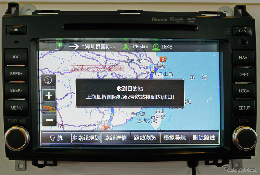 車種専用に対応したAV一体型ナビ。中国では市場全体の大半がこのタイプ