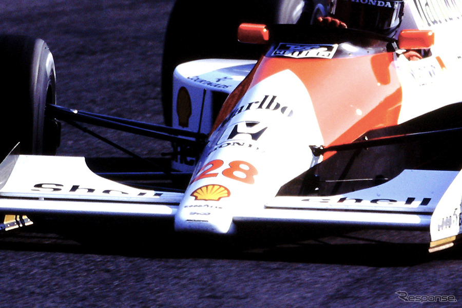 1990年型マクラーレンMP4/5B・ホンダ。当時最強を誇ったホンダのエンブレムがノーズに輝く。