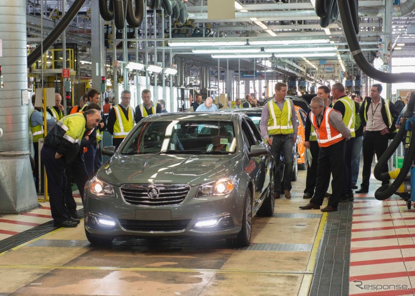 GMオーストラリアのホールデンのエリザベス工場で生産が開始された新型コモドア