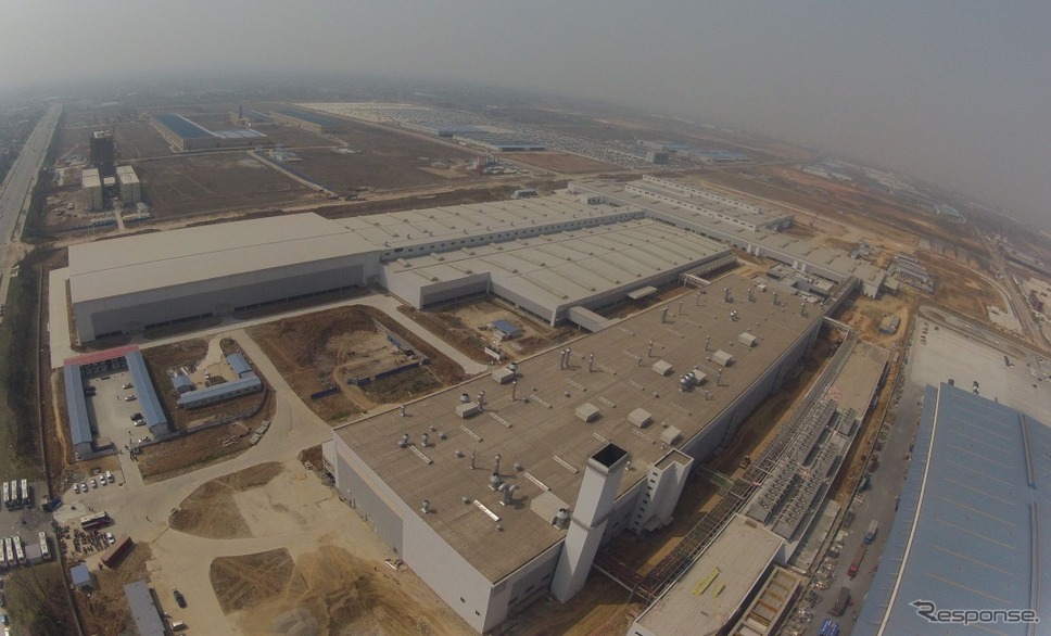 中国の四川省成都市に完成したボルボカーズ初の中国完成車工場