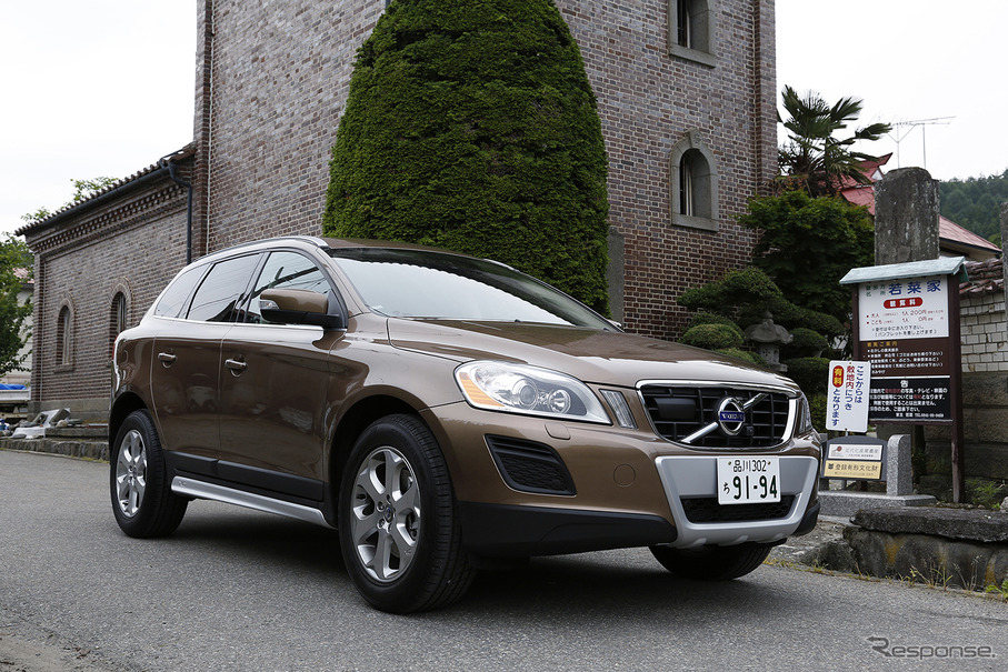 VOLVO XC60 T5