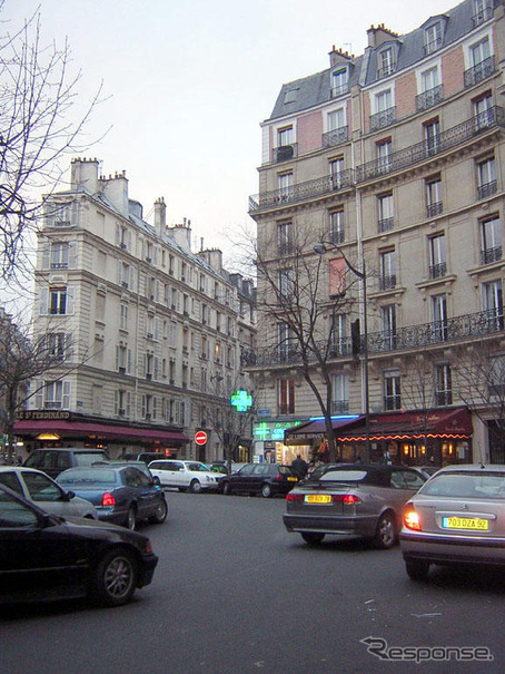 電子マネーの駐車券発行機は「違法」