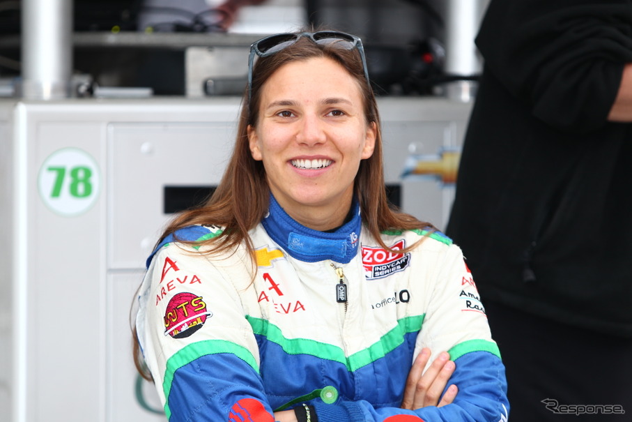 シモーナ・デ・シルベストロ