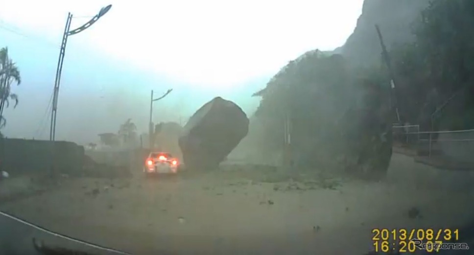 8月31日、台湾で起きた土石流と落石
