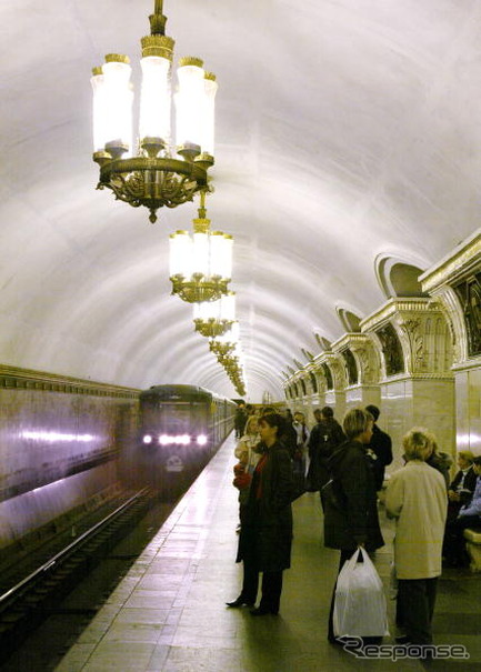 モスクワ地下鉄の駅。2014年半ばを目標に車内Wi-Fiを整備する方針が報じられた