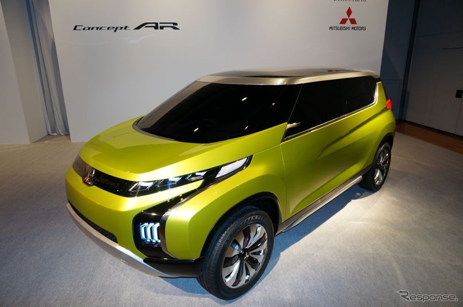 三菱自動車が東京モーターショー2013に出品する、6名乗車が可能なコンパクトミニバン『ミツビシ コンセプト AR』