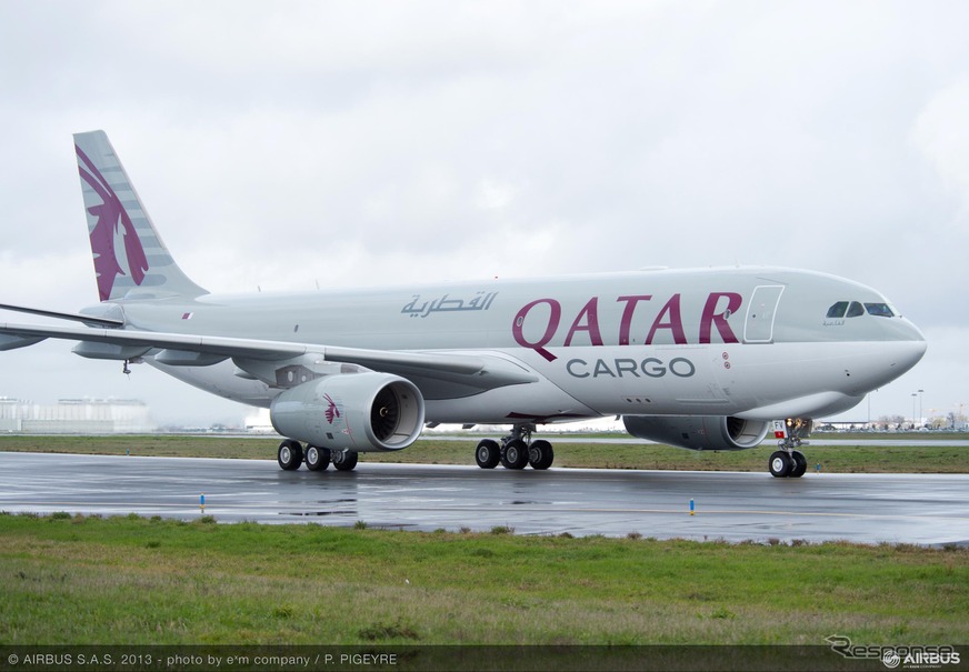 カタール航空A330-200F