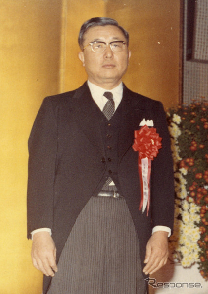 豊田英二氏