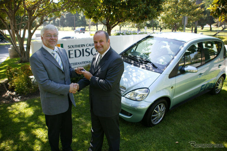 ダイムラークライスラー、カリフォルニアの電力会社に燃料電池車を納入