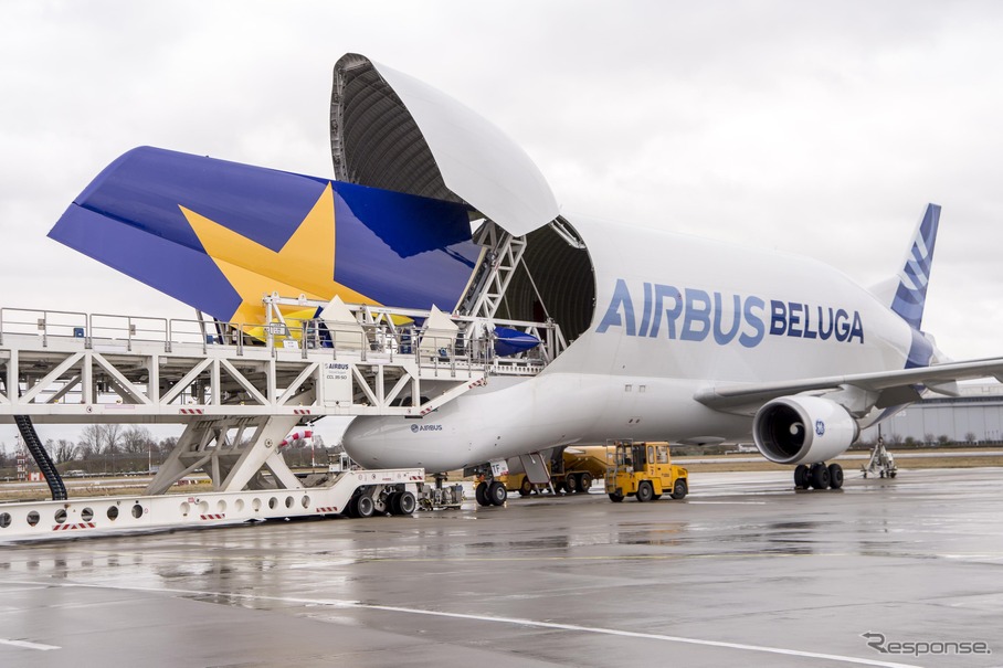 エアバス、スカイマーク向けA380の垂直尾翼を塗装して最終組み立てを開始