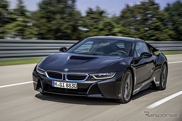 BMW i8の市販モデル