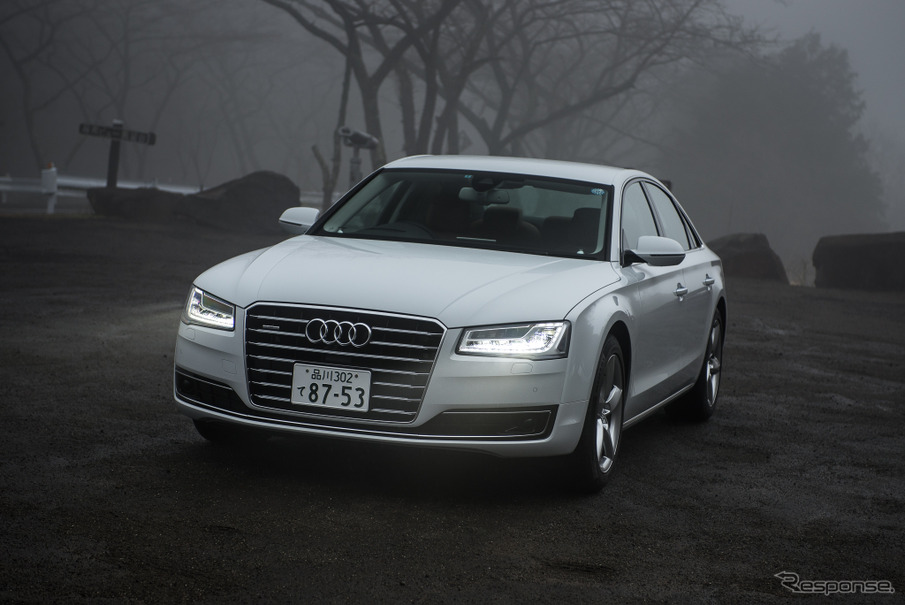 アウディ・A8 3.0 TFSI quattro