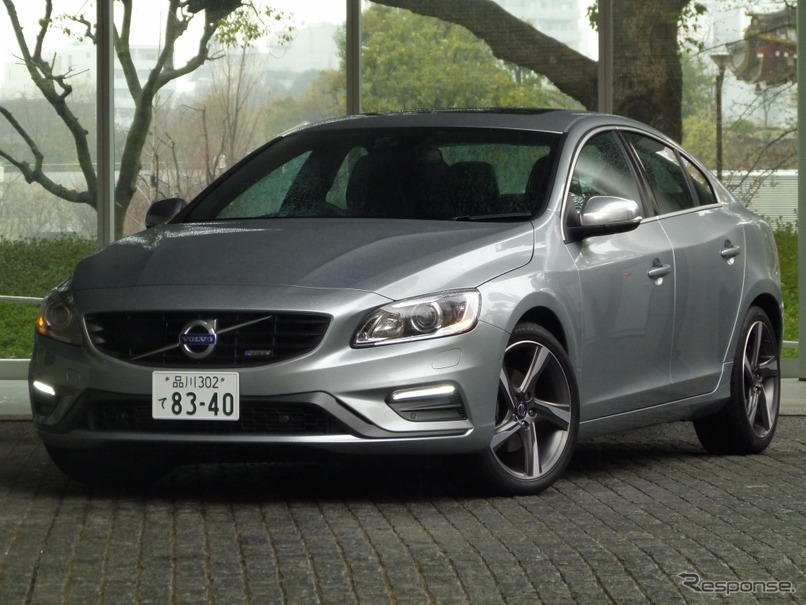 ボルボ S60 T5 R-DESIGN