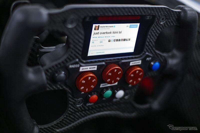 F1 に新ステアリングホイール ドライバーがtwitterでレース展開をライブ配信 レスポンス Response Jp