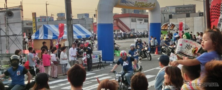 バイクであいたいパレード