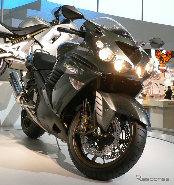 【東京モーターショー05】 太いトルクに期待のツアラー、カワサキ ZZR1400