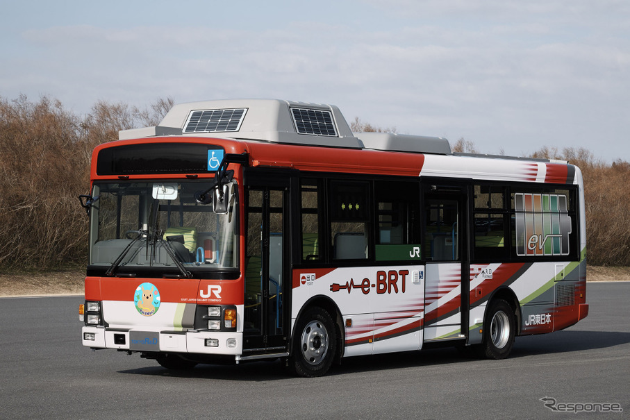 気仙沼線BRTに投入された電気バス「e-BRT」。不具合が発生したため当分の間、運転を見合わせる。