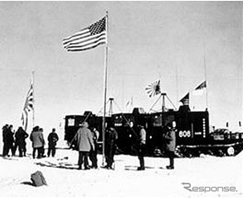 1968年12月19日南極点到達のKD60雪上車