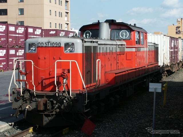 10月14日に輪西派出で行われる公開イベントでは、DD51の「最後の体験添乗」が行われる。写真の1090号機を含むナンバープレートのオークション販売も行われる予定。