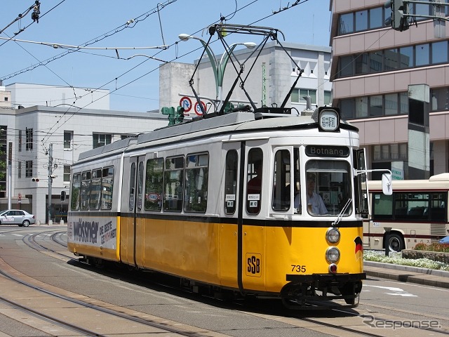 福井鉄道のドイツ製イベント車「レトラム」。9月6日から秋季運行を開始したばかりだったが、再び不具合が発生したため、9月中の運行を取りやめる。