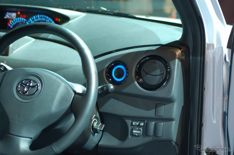 トヨタ 新型発表 スピーカーの位置を最初に決めた レスポンス Response Jp トヨタ 新型発表 スピーカーの位置を最初に決めた レスポンス Response Jp