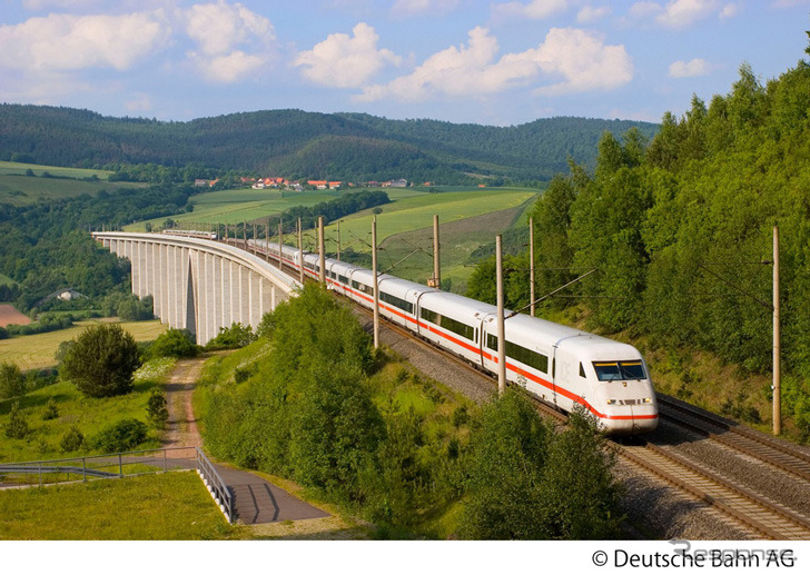 ドイツ高速列車「ICE」で運用されている車両のうち第2世代に相当するICE2。三菱電機はICE2のリニューアルに伴い同車の推進制御装置を受注した。