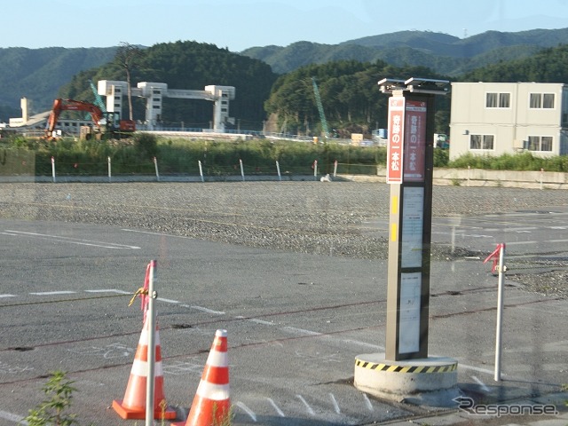 大船渡線BRTの臨時駅として設置された奇跡の一本松駅。10月1日から常設駅に昇格する。