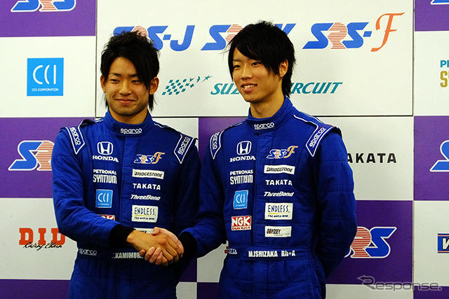 ホンダの育成ドライバーとなった上村優太選手（左）、石坂瑞基選手