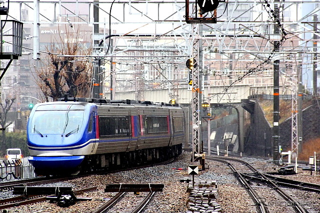 特急列車体験乗車に使われる『スーパーはくと』用HOT7000系。