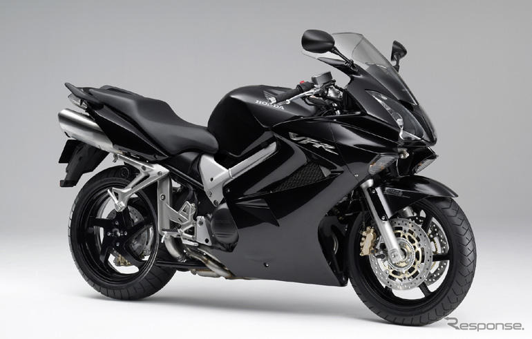 ホンダ、VFR にABSを標準装備して発売