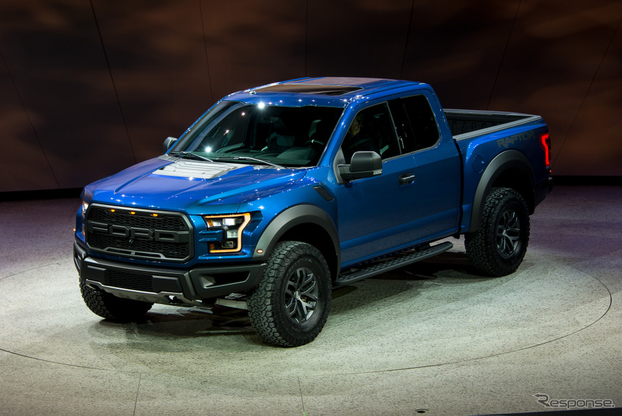 新型 フォード F-150 ラプター（デトロイトモーターショー15）