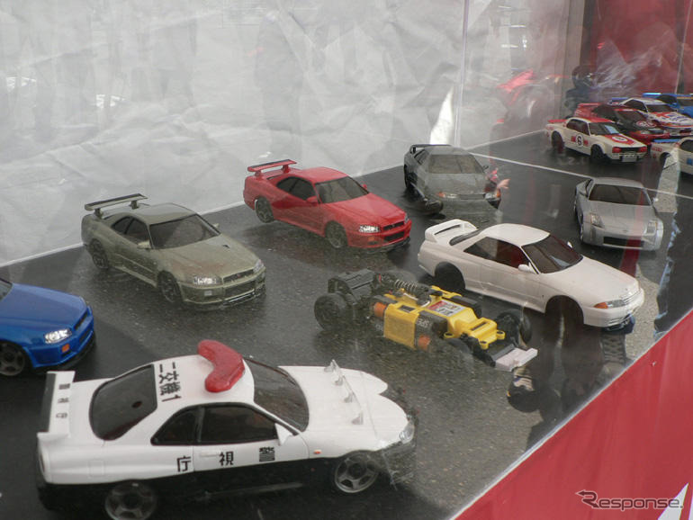 GTマシンを大人買いだ！…日産イベント