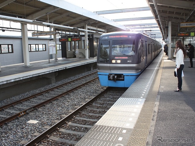 UQはこのほど北総線の全駅と列車内でWiMAX2＋のエリア整備を完了した。写真は北国分駅とともにWiMAX2＋のエリア整備が完了した新鎌ヶ谷駅。
