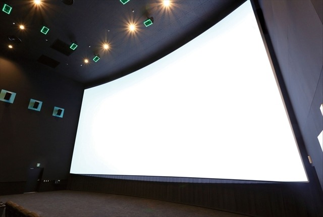 「ＴＣＸ」 （TOHO CINEMAS EXTRA LARGE SCREEN）(R)