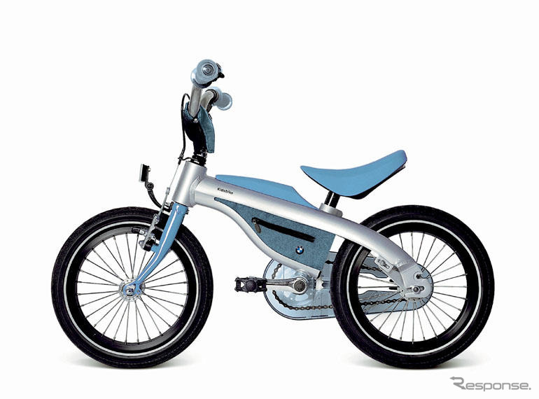 BMWキッズバイクのデザインを一新