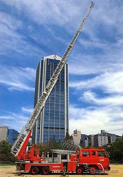 「静電気をなめたらアカン」セルフ式給油で……