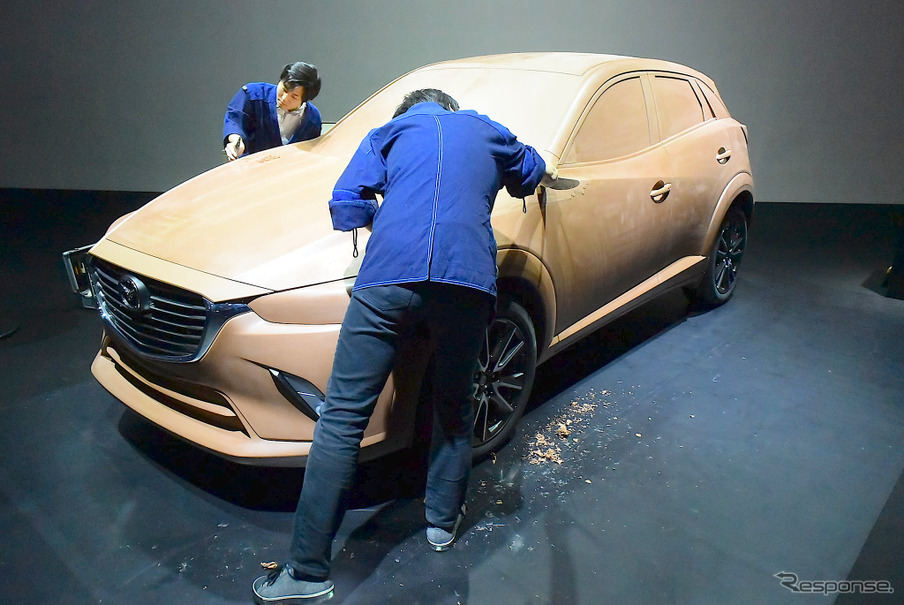 マツダ CX-3 クレイモデル
