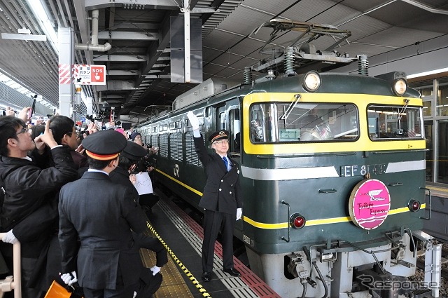 寝台特急 トワイライトエクスプレス ラストラン 大阪駅を出発 レスポンス Response Jp