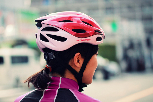 サイズ デザイン カラーを女性好みにアレンジした自転車ヘルメット レスポンス Response Jp