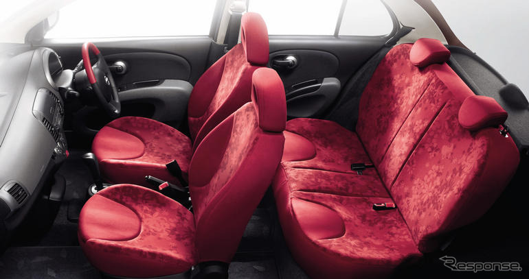 花柄シートの秘話…マーチ プラス コンラン