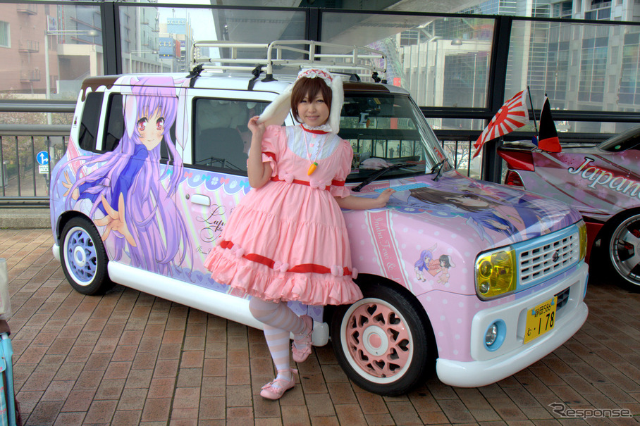 フジテレビ前を痛車が占拠 ハロウィンまで待ちきれず新イベント レスポンス Response Jp