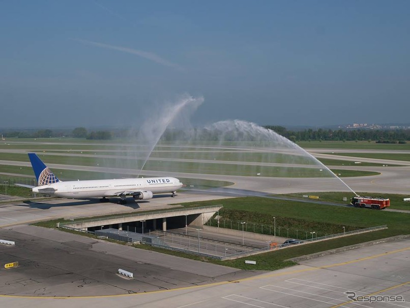 ミュンヘン空港、ヒューストン線就航1周年を祝う（1）