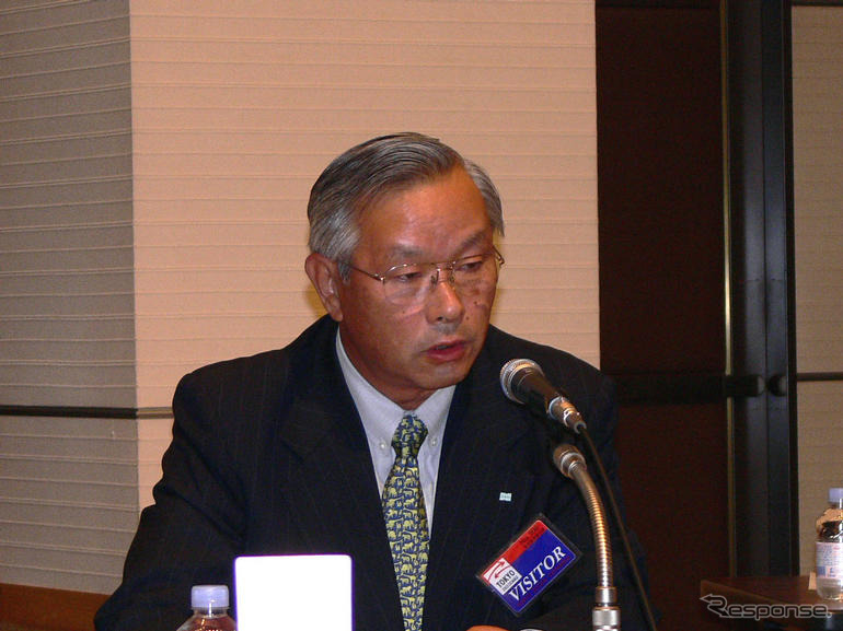 日本板硝子の藤本社長、「世界最大規模のグローバルリーダー」と強調