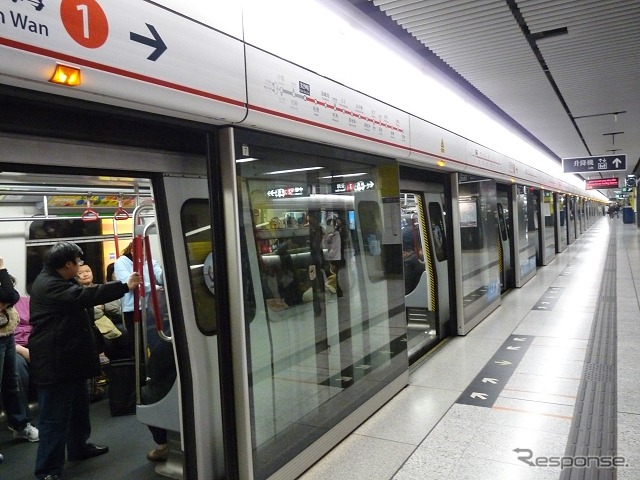 日立が香港MTRから受注したB-CHOPシステムは機場快線とチュン湾線に導入される。写真はチュン湾線の駅。