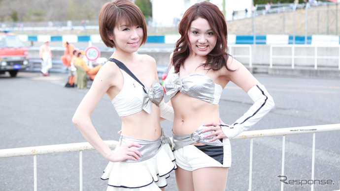 スーパーGT『Racing Tech Support Gal』高木七海・堂本マヤ
