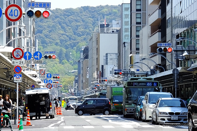 渋滞騒ぎが落ち着いた京都 四条通 ドライバーのボヤキはまだ続く レスポンス Response Jp
