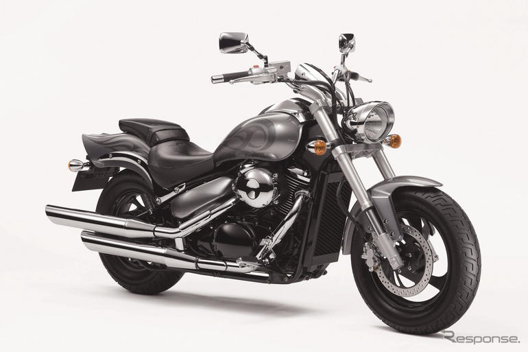 スズキの大型クルーザー、ブルバード400に特別仕様