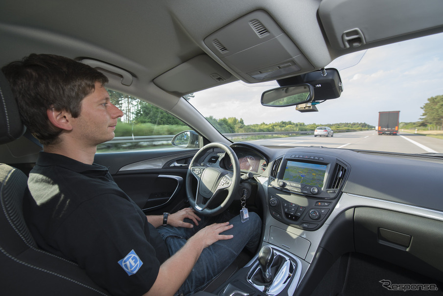 ZFの半自動運転を体験