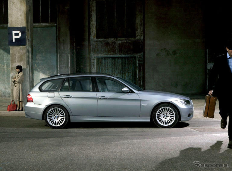 BMWカードリニューアル　会費値下げ、サービス拡充